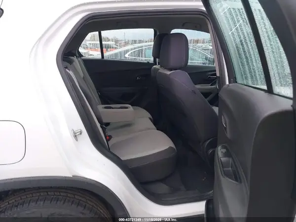 3GNCJNSBXGL185264 2016 CHEVROLET TRAX - Image 8