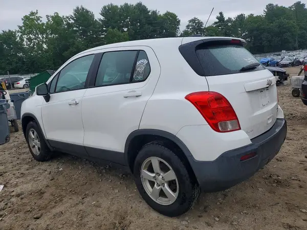 3GNCJNSBXGL225245 2016 CHEVROLET TRAX - Image 2