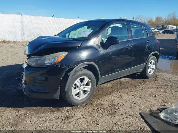3GNCJNSBXHL184908 2017 CHEVROLET TRAX - Image 2