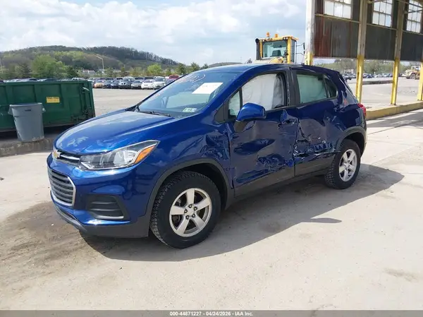 3GNCJNSBXHL200931 2017 CHEVROLET TRAX - Image 2