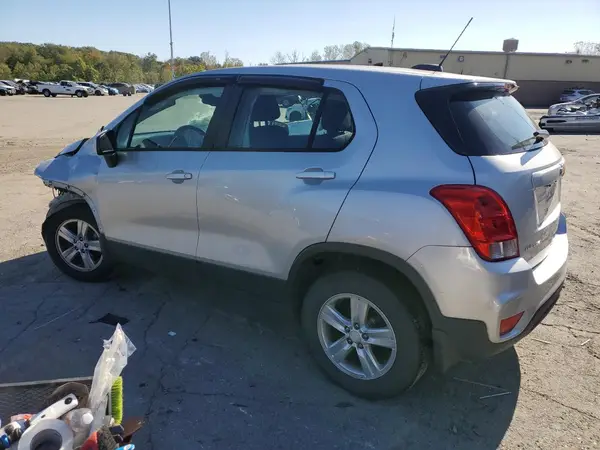 3GNCJNSBXHL267920 2017 CHEVROLET TRAX - Image 2