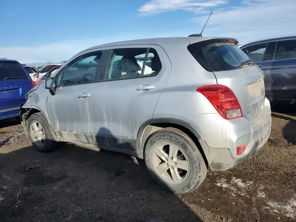 3GNCJNSBXHL287973 2017 CHEVROLET TRAX - Image 2