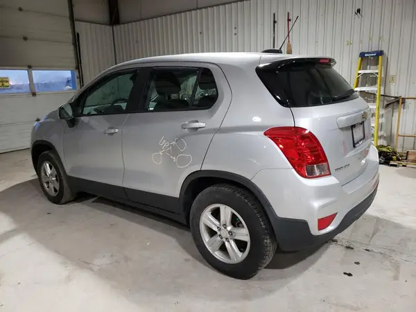 3GNCJNSBXJL152143 2018 CHEVROLET TRAX - Image 2