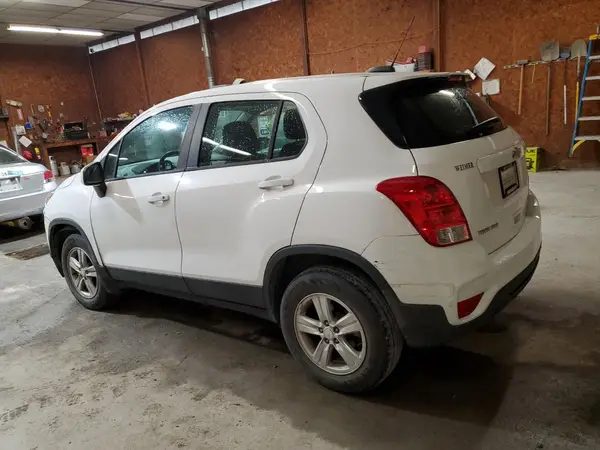 3GNCJNSBXJL228671 2018 CHEVROLET TRAX - Image 2