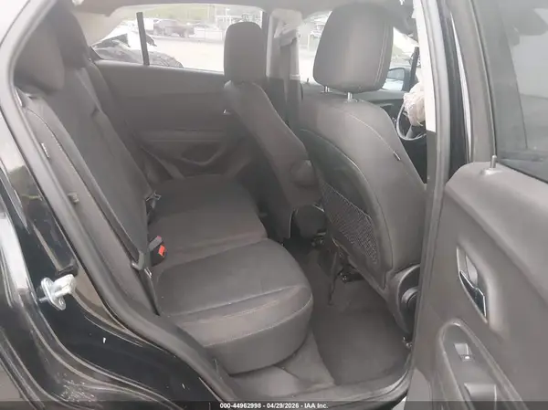 3GNCJNSBXJL306401 2018 CHEVROLET TRAX - Image 8