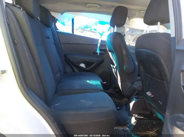 3GNCJNSBXJL372088 2018 CHEVROLET TRAX - Image 8