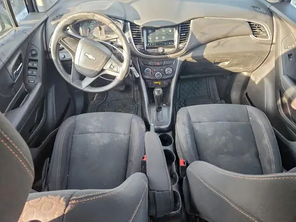 3GNCJNSBXKL113585 2019 CHEVROLET TRAX - Image 8