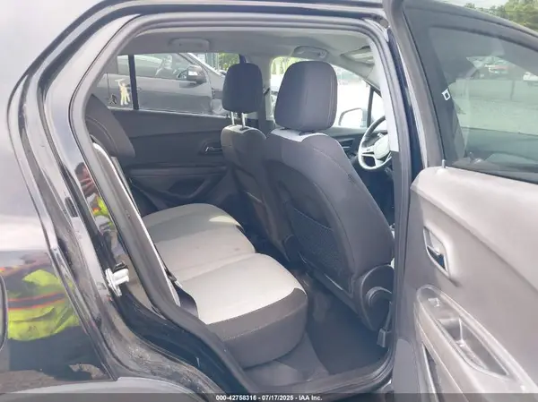 3GNCJNSBXKL176816 2019 CHEVROLET TRAX - Image 8