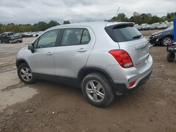 3GNCJNSBXKL189839 2019 CHEVROLET TRAX - Image 2