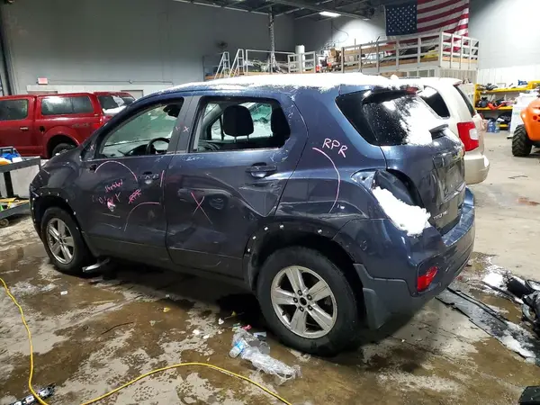 3GNCJNSBXKL233080 2019 CHEVROLET TRAX - Image 2
