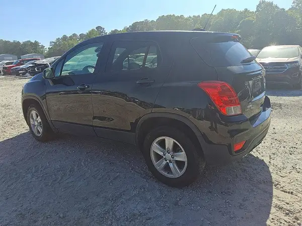 3GNCJNSBXKL381276 2019 CHEVROLET TRAX - Image 2