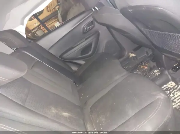 3GNCJNSBXLL132865 2020 CHEVROLET TRAX - Image 8