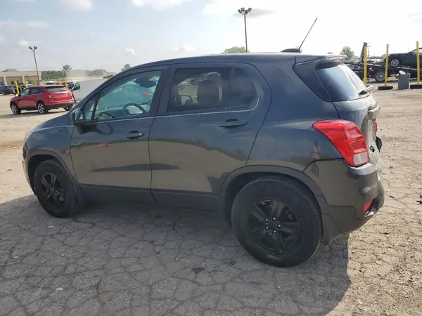 3GNCJNSBXLL203384 2020 CHEVROLET TRAX - Image 2