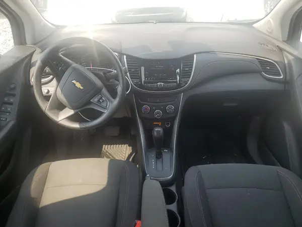 3GNCJNSBXLL256439 2020 CHEVROLET TRAX - Image 8