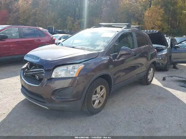 3GNCJPSB0GL134724 2016 CHEVROLET TRAX - Image 2