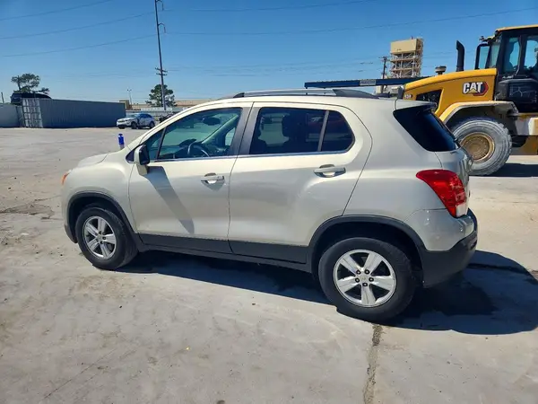 3GNCJPSB0GL152690 2016 CHEVROLET TRAX - Image 2