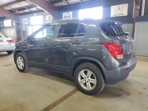 3GNCJPSB0GL161471 2016 CHEVROLET TRAX - Image 2