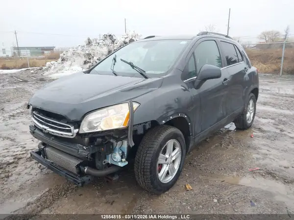 3GNCJPSB0GL211673 2016 CHEVROLET TRAX - Image 2