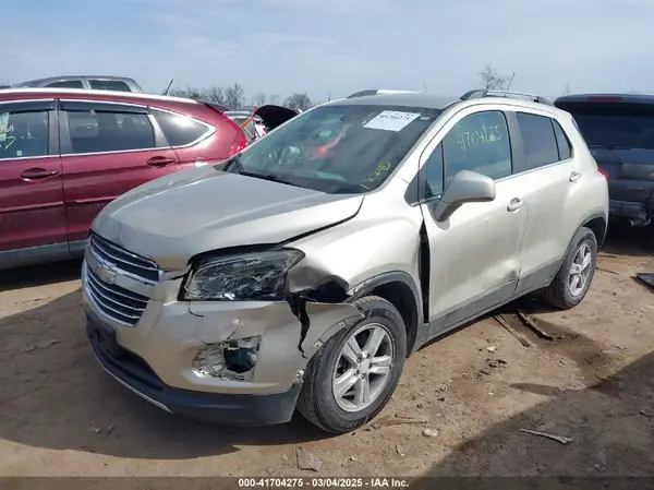 3GNCJPSB0GL218591 2016 CHEVROLET TRAX - Image 2