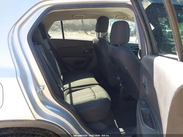 3GNCJPSB0GL219546 2016 CHEVROLET TRAX - Image 8