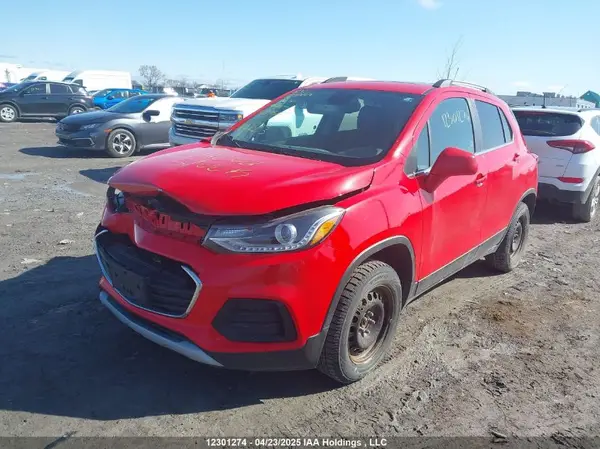 3GNCJPSB0HL139956 2017 CHEVROLET TRAX - Image 2