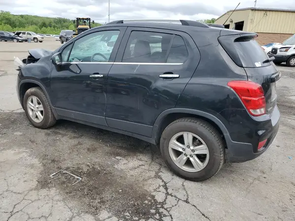 3GNCJPSB0HL189563 2017 CHEVROLET TRAX - Image 2