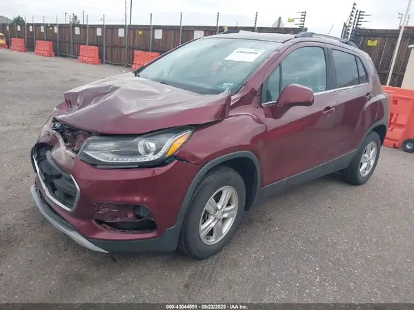 3GNCJPSB0HL222514 2017 CHEVROLET TRAX - Image 2