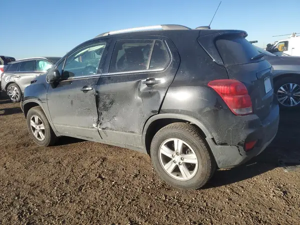 3GNCJPSB0HL249874 2017 CHEVROLET TRAX - Image 2