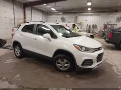 3GNCJPSB0HL267694 2017 CHEVROLET TRAX