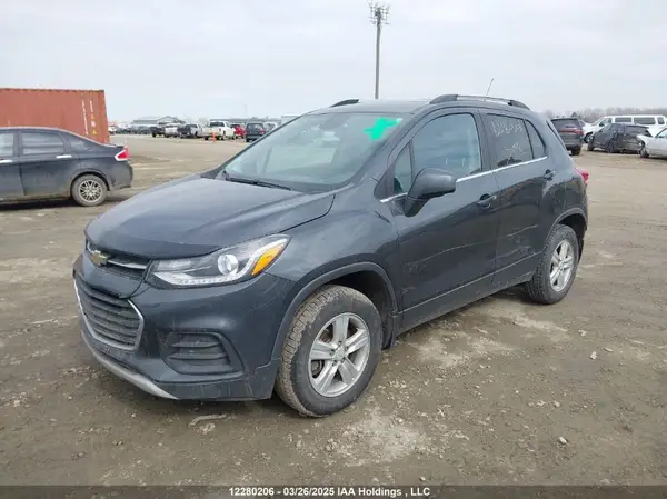 3GNCJPSB0HL279182 2017 CHEVROLET TRAX - Image 2