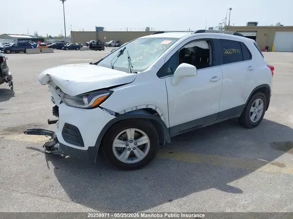 3GNCJPSB0HL281241 2017 CHEVROLET TRAX - Image 2