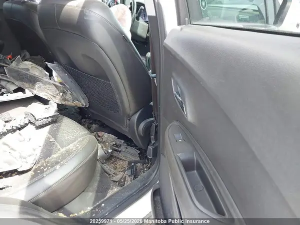 3GNCJPSB0HL281241 2017 CHEVROLET TRAX - Image 8