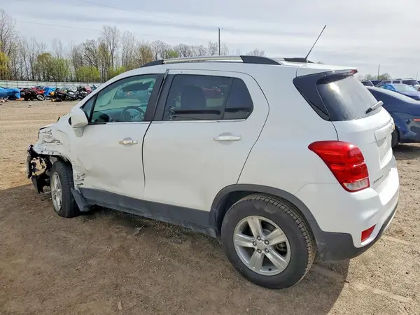 3GNCJPSB0HL281479 2017 CHEVROLET TRAX - Image 2