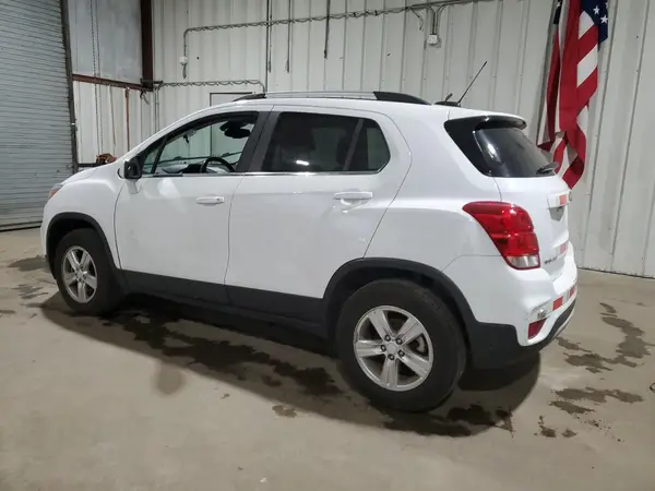 3GNCJPSB0JL156634 2018 CHEVROLET TRAX - Image 2