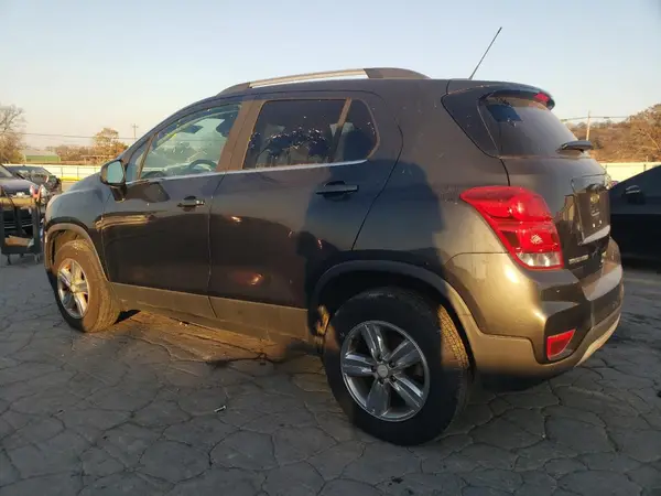 3GNCJPSB0JL214578 2018 CHEVROLET TRAX - Image 2
