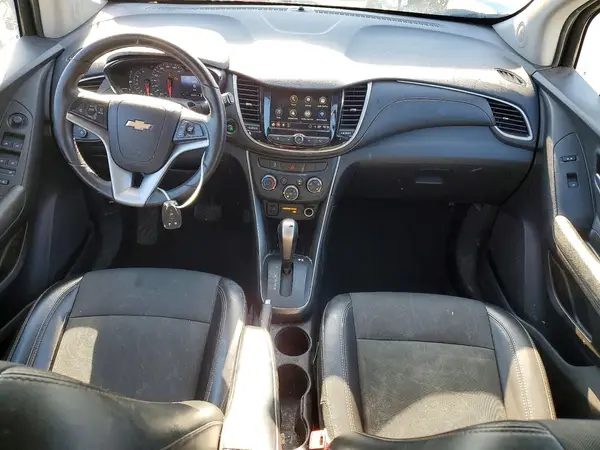 3GNCJPSB0JL227640 2018 CHEVROLET TRAX - Image 8