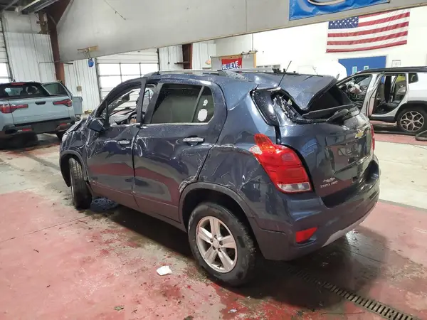3GNCJPSB0JL238556 2018 CHEVROLET TRAX - Image 2
