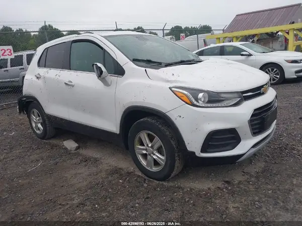 3GNCJPSB0JL263831 2018 CHEVROLET TRAX - Image 1