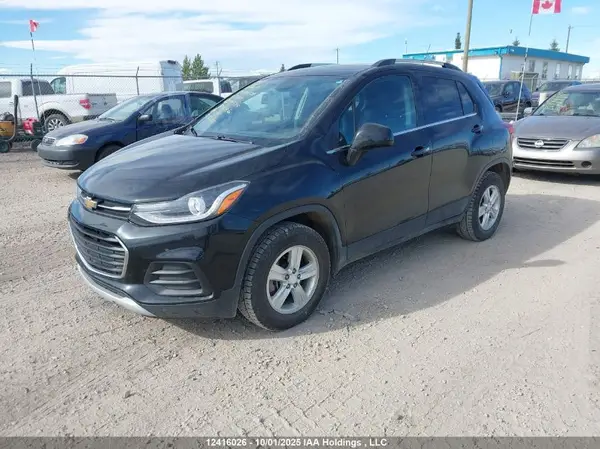 3GNCJPSB0JL289524 2018 CHEVROLET TRAX - Image 2