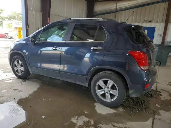 3GNCJPSB0JL327043 2018 CHEVROLET TRAX - Image 2