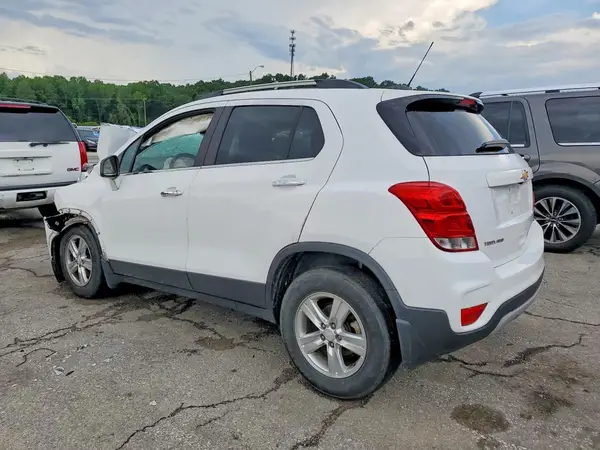 3GNCJPSB0JL408320 2018 CHEVROLET TRAX - Image 2