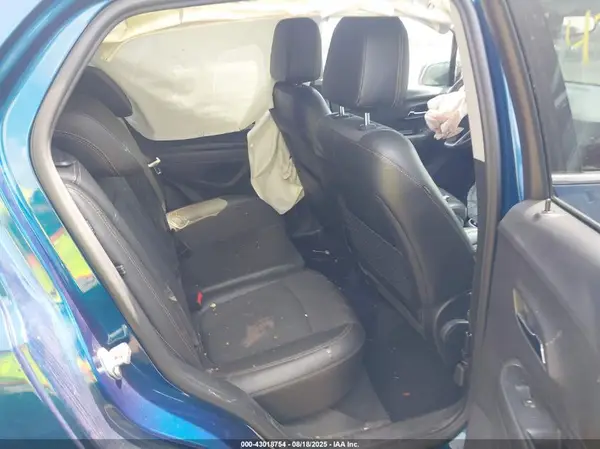 3GNCJPSB0KL168073 2019 CHEVROLET TRAX - Image 8