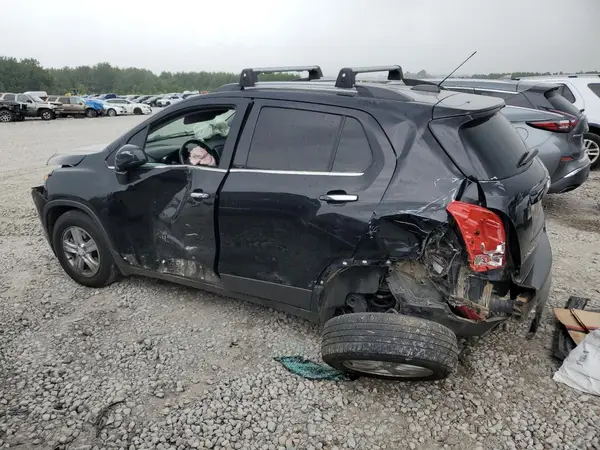 3GNCJPSB0KL216509 2019 CHEVROLET TRAX - Image 2