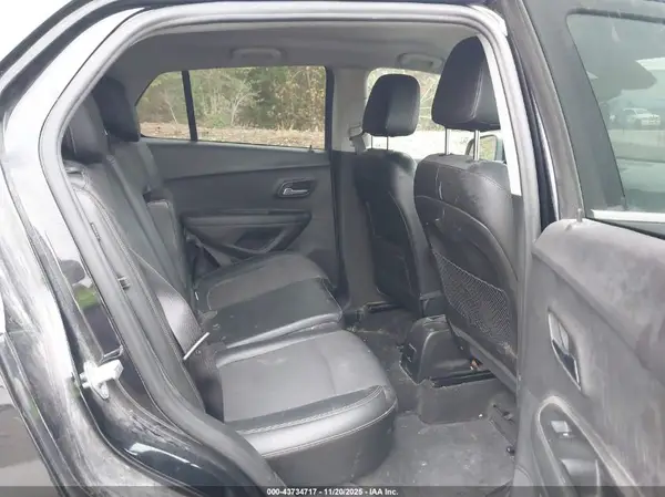 3GNCJPSB0KL258680 2019 CHEVROLET TRAX - Image 8
