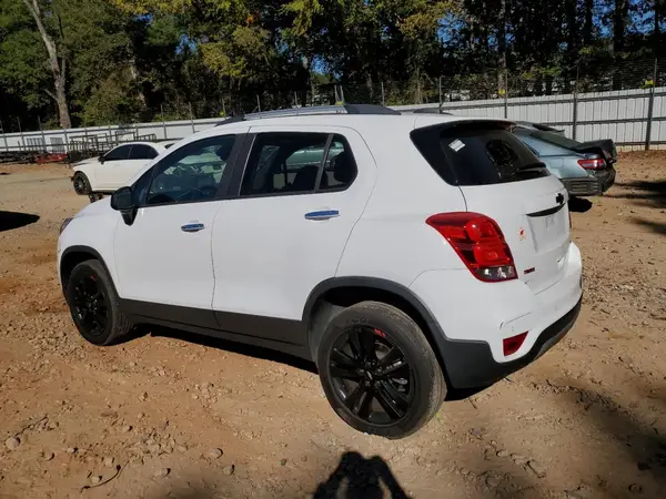 3GNCJPSB0KL259117 2019 CHEVROLET TRAX - Image 2