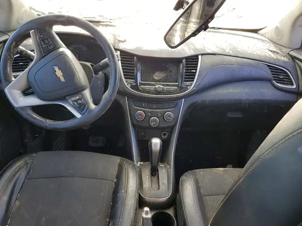 3GNCJPSB0KL300006 2019 CHEVROLET TRAX - Image 8