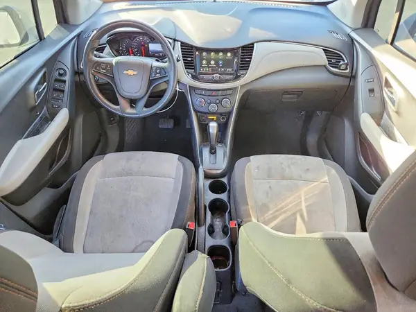 3GNCJPSB0KL305089 2019 CHEVROLET TRAX - Image 8
