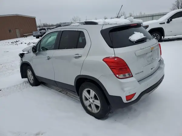 3GNCJPSB0KL350856 2019 CHEVROLET TRAX - Image 2