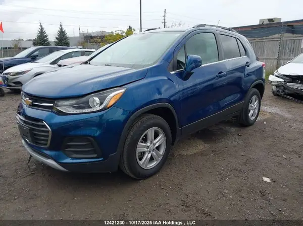 3GNCJPSB0KL363641 2019 CHEVROLET TRAX - Image 2