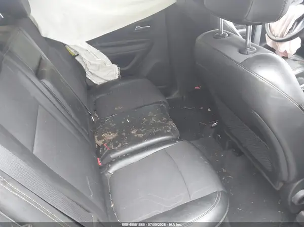 3GNCJPSB0KL374266 2019 CHEVROLET TRAX - Image 8